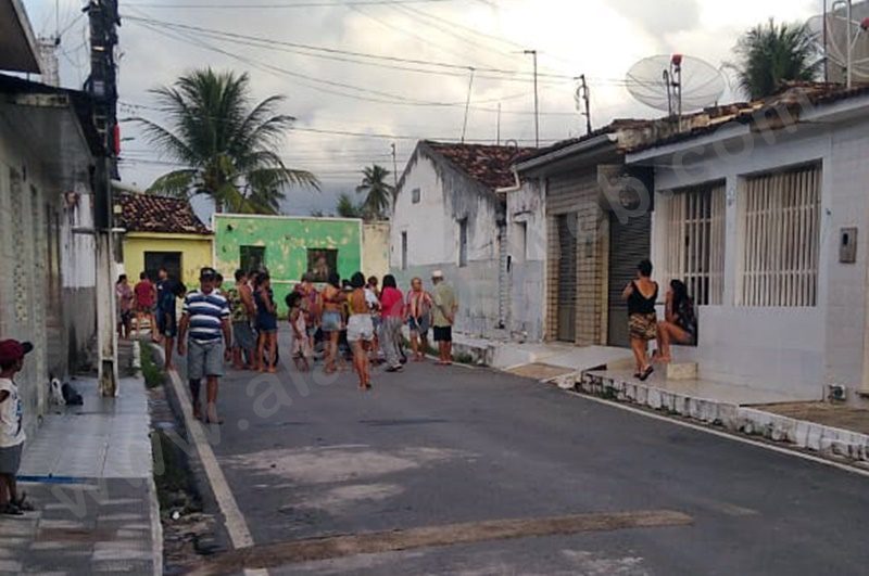 Briga entre vizinhos acaba uma pessoa ferida em São Miguel dos