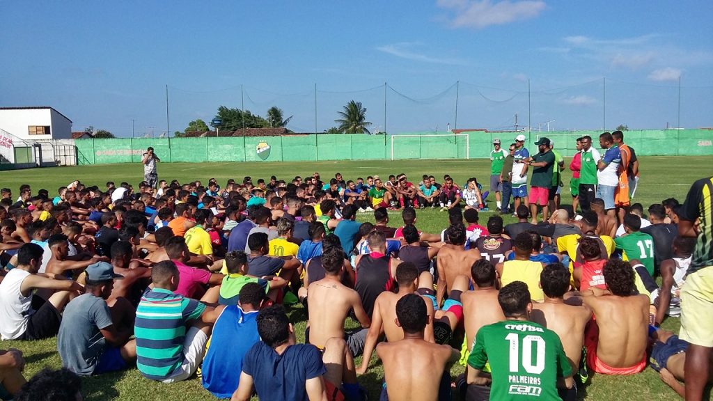 Coruripe realiza seletiva para descobrir talentos no estádio Gerson Amaral 1 Agapito Santana