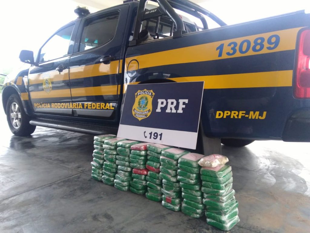 PRF apreende 80kg de cocaína no sertão de Alagoas 1 Cortesia PRF/AL