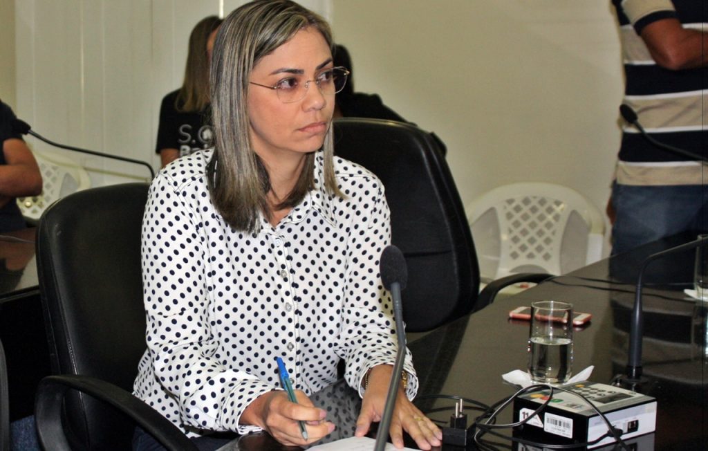 Folheto do Conselho Regional de Psicologia 'ensinando usar drogas' é motivo de debate na ALE 1 Assessoria