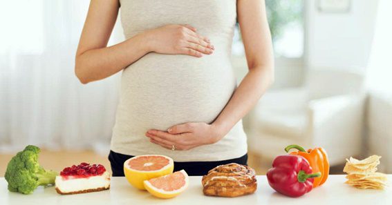 Gestantes devem evitar comida rápida e ultraprocessados por uma razão inesperada