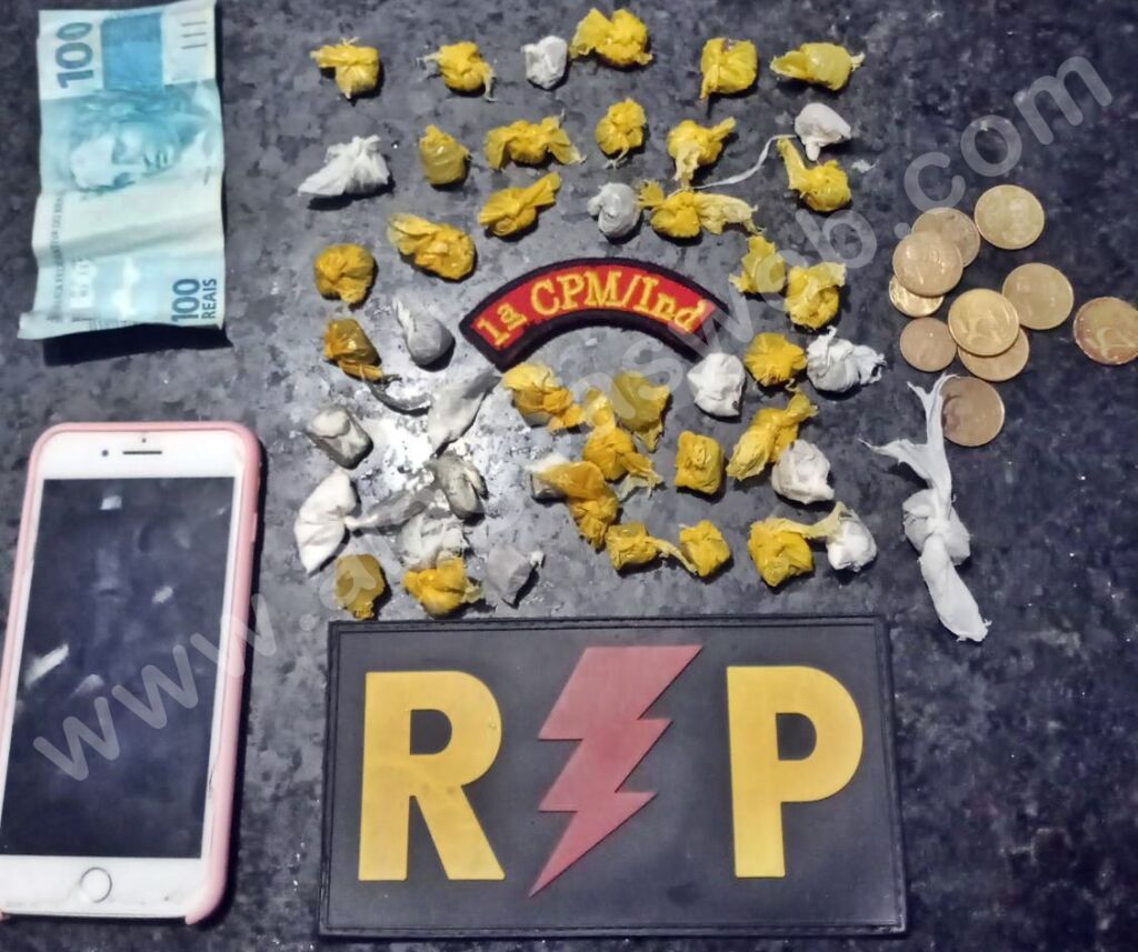 Mãe autoriza busca em casa e filho acaba preso por tráfico de drogas em São Miguel dos Campos 1 1ª Cia/Ind