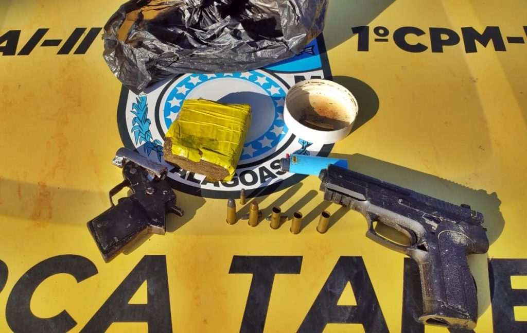 Homem de 21 anos é preso com arma e droga em Campo Alegre 1 1ª Cia/Ind