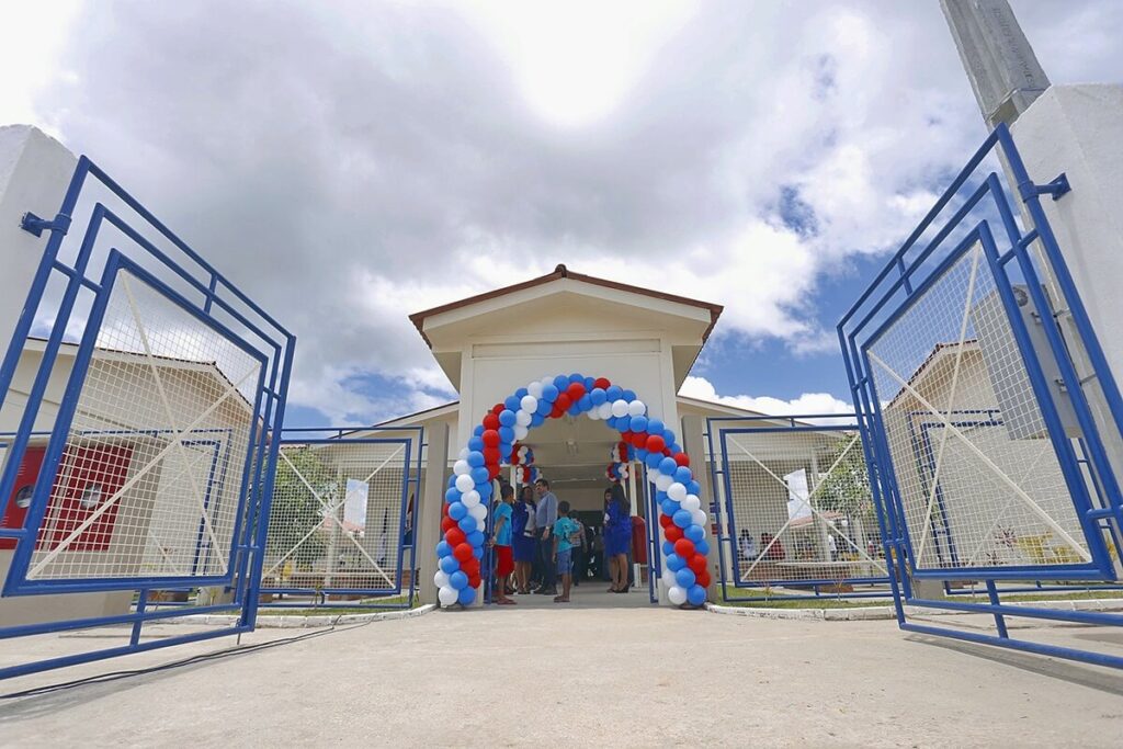 Prazo para confirmação de matrícula dos novos alunos da rede estadual termina nesta sexta-feira