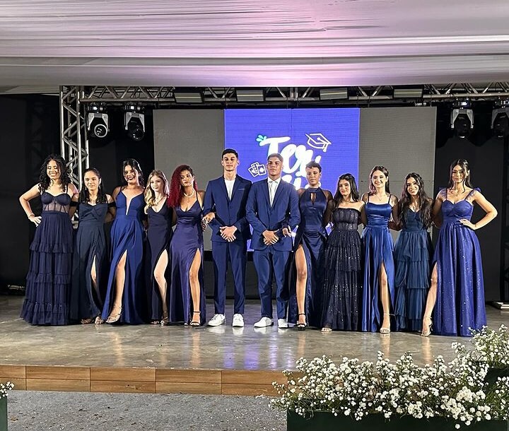 Noite deslumbrante marca Formatura do Terceiro Ano do Colégio Nunila Machado