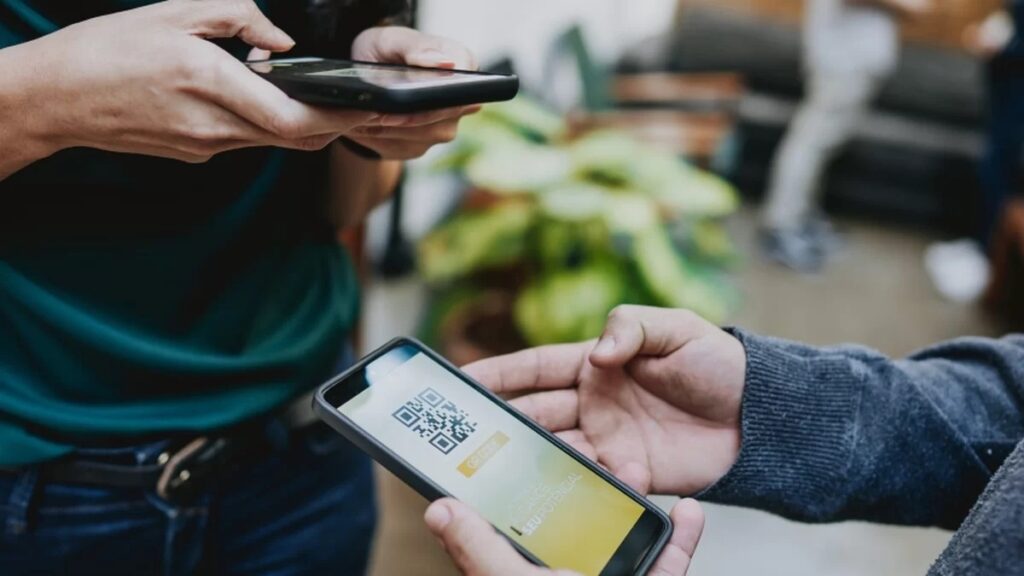Quais são os perigos em escanear QR Codes?