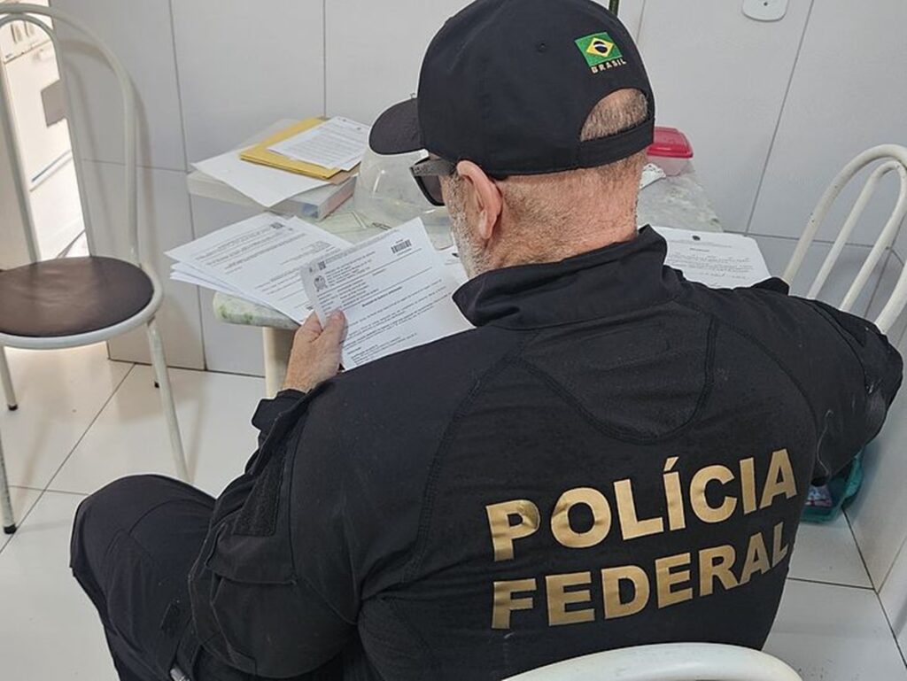 Polícia Federal desmantela rede criminosa em Sergipe e Alagoas: operação cumpre mandados contra tráfico e lavagem de dinheiro