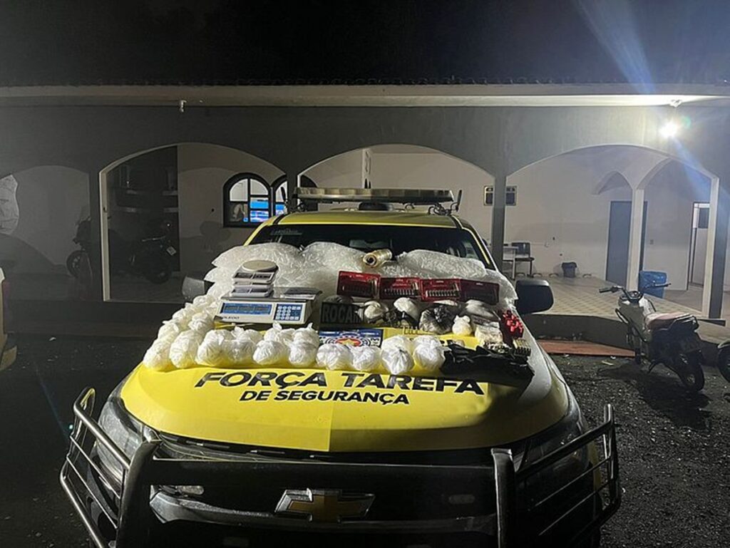 Laboratório de refinaria de cocaína é descoberto e suspeito é preso