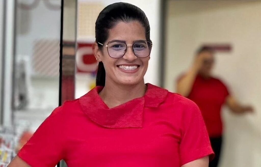Nota de Falecimento - Mikaely Santos funcionaria da Ótica Diniz