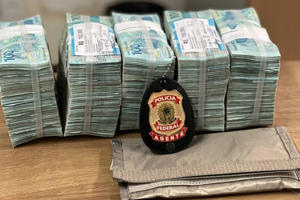 Polícia Federal apreende R$ 500 mil durante ação de combate à crime eleitoral em Alagoas