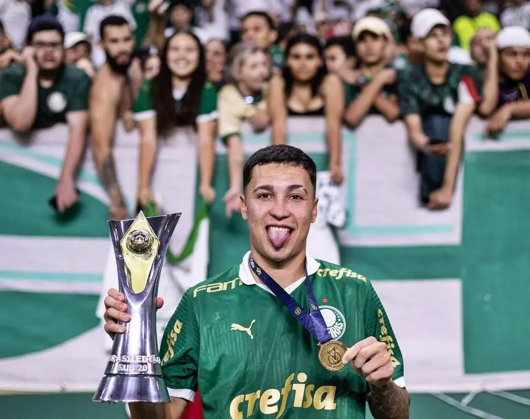 Miguelense Thalys é confirmado no time principal do Palmeiras