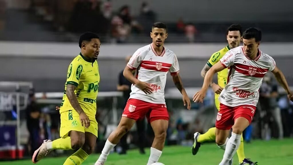 Mirassol vence o CRB com gol no fim do jogo
