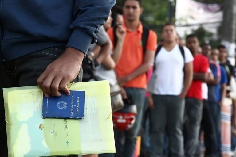 774 vagas de emprego estão disponíveis no Sin…