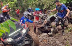 Trilha dos Caetés reúne mais de 250 trilheiros em São Miguel dos Campos com muita lama, chuva e emoção