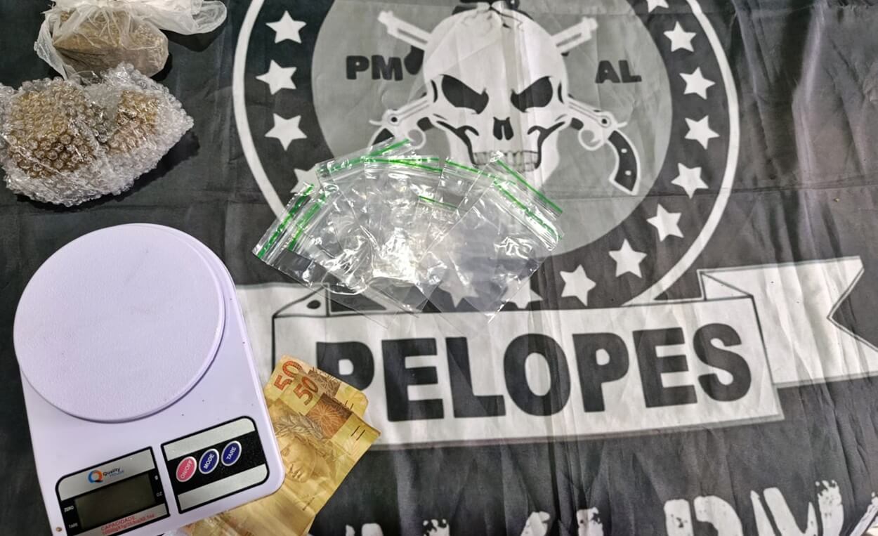 Pelopes apreende drogas dentro de máquina de lavar na casa de jovem que denunciou atentado