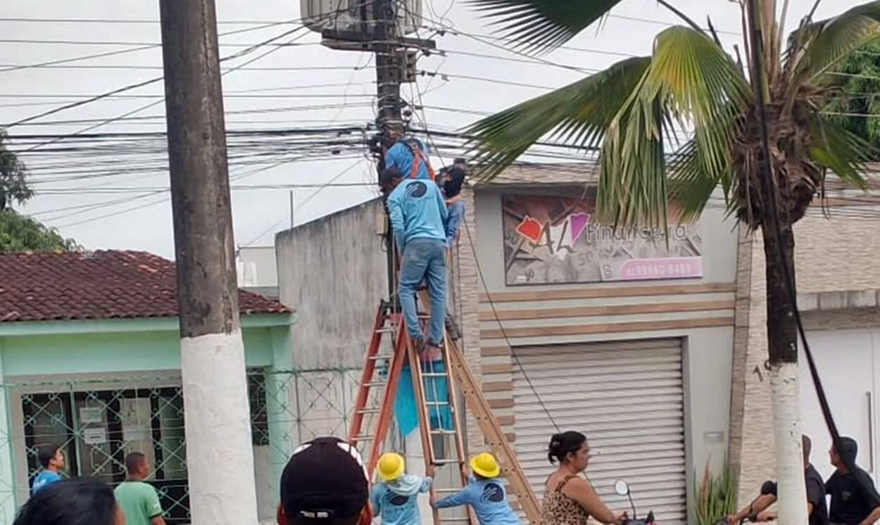 Trabalhador sofre descarga elétrica durante instalação de rede e é salvo por colegas em Boca da Mata