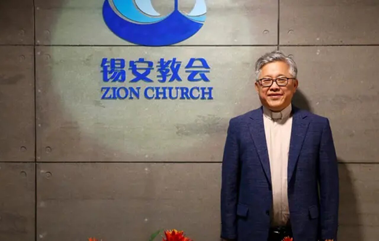 China prende 30 pastores e intensifica perseguição a igrejas cristãs