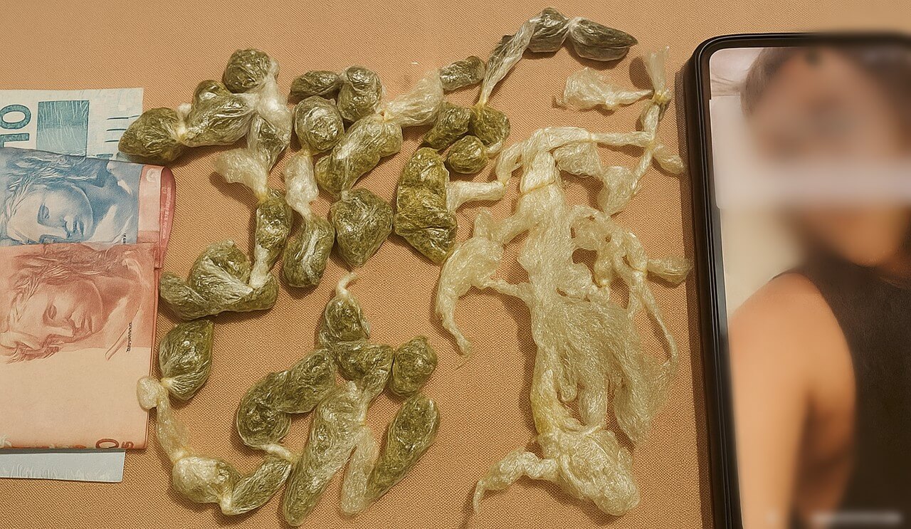 Mulher é presa com maconha escondida na calcinha e sutiã em Rio Largo