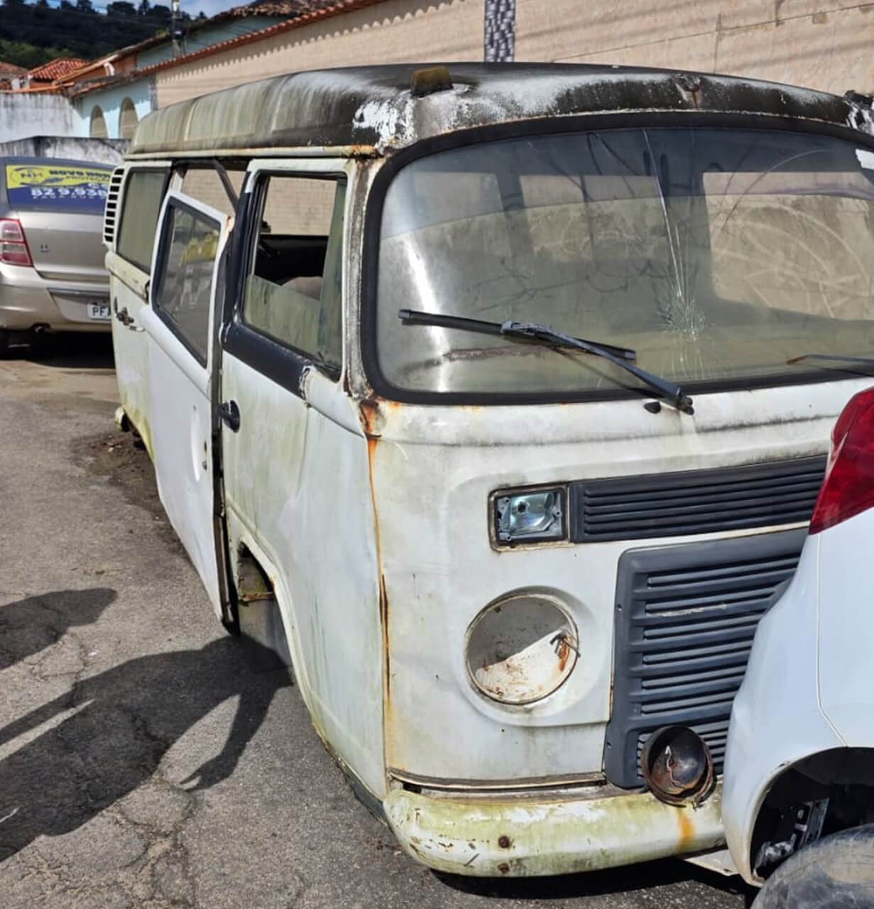 SMTT retoma operacao e remove veiculos abandonados em vias publicas em Sao Miguel dos Campos 2