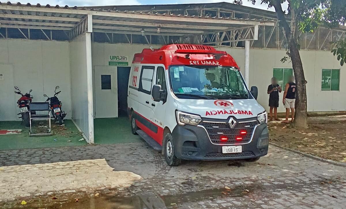 Jovem é socorrido em estado grave após colisão de moto contra poste em São Miguel dos Campos