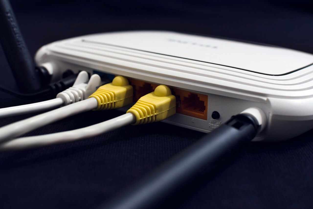 É falso que mais barras de Wi-Fi no dispositivo significam internet mais rápida
