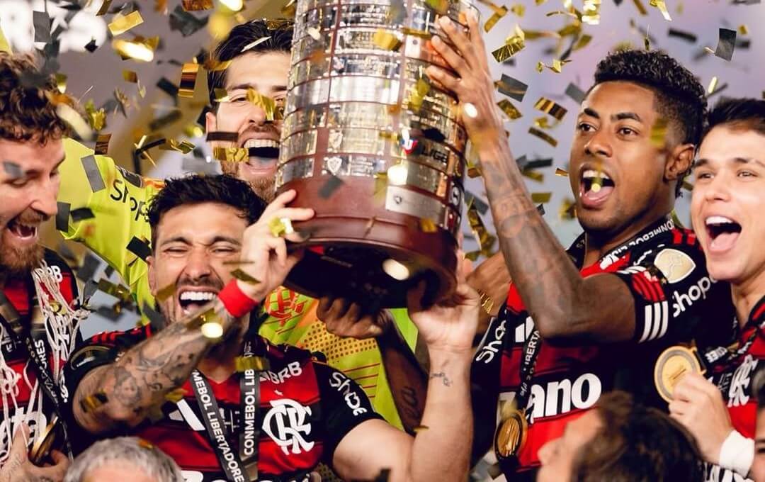 Flamengo se vinga do Palmeiras e se torna o primeiro brasileiro tetracampeão da Libertadores