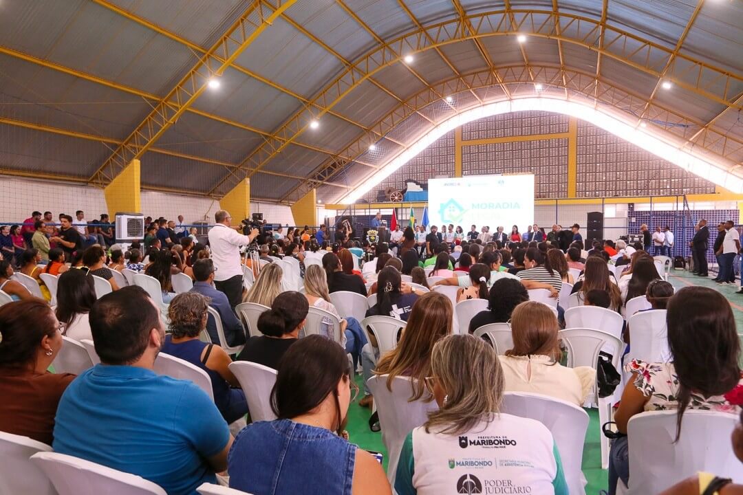 TJAL entrega 156 títulos de propriedade a moradores de Maribondo