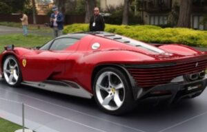 Dono de Ferrari Daytona vai pagar quase R$ 1 milhão de IPVA