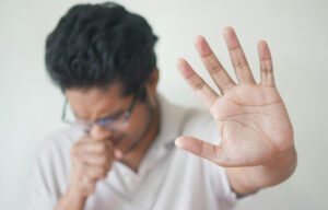 Tosse que não passa? Pode ser pneumonia atípica