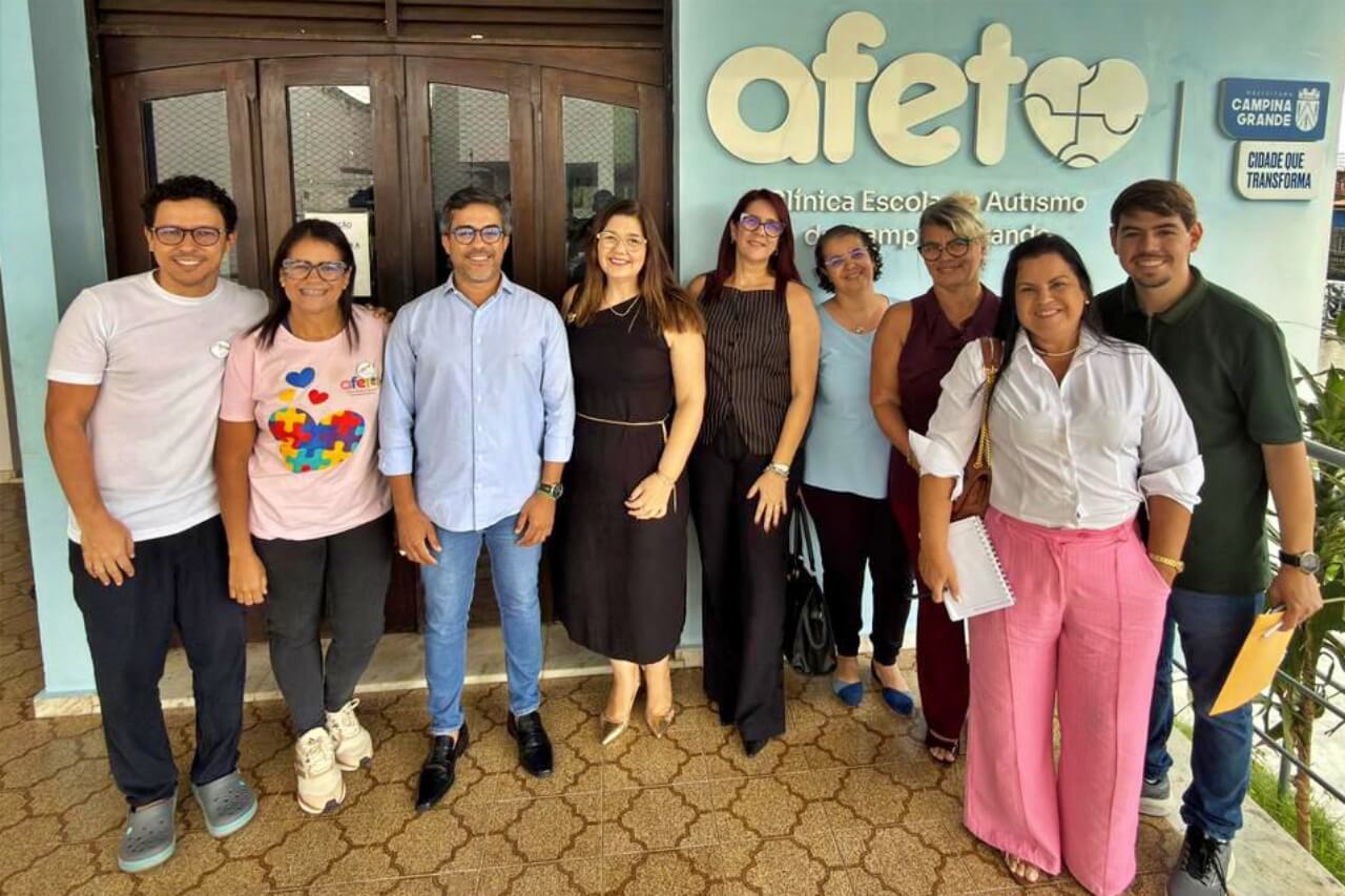 Secretário de Educação de São Miguel dos Campos visitou a Clínica Afeto de Campina Grande