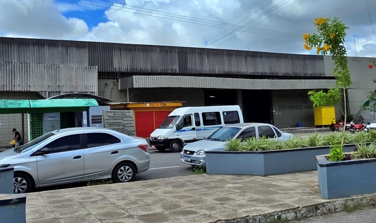 Homem é encontrado morto nas imediações do Mercado Público de São Miguel dos Campos