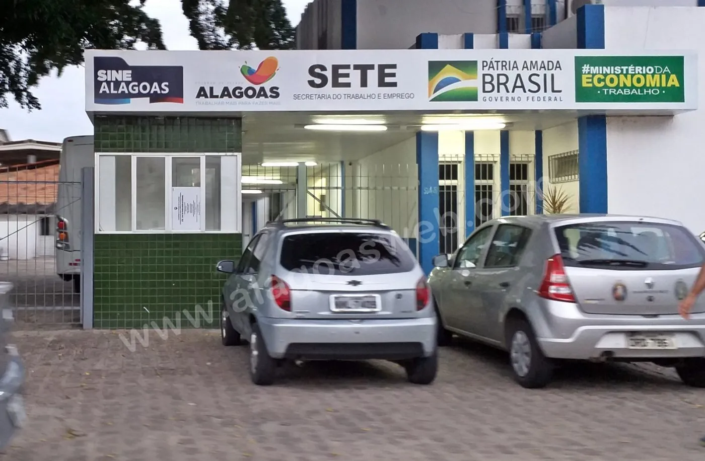 Sine Alagoas anuncia mais de 800 novas vagas de emprego